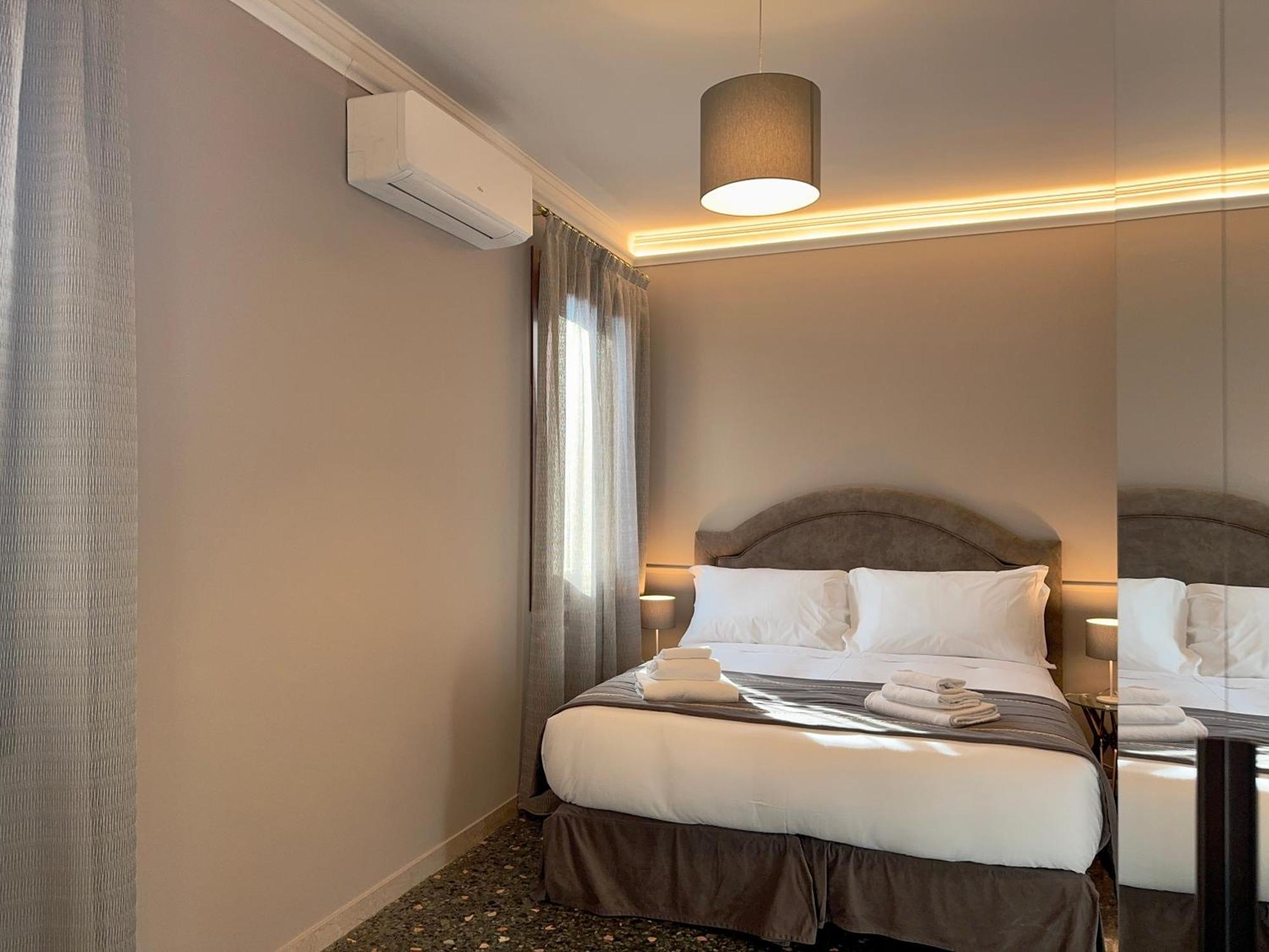 San Vio Palace Luxury Apartments Venedig Eksteriør billede