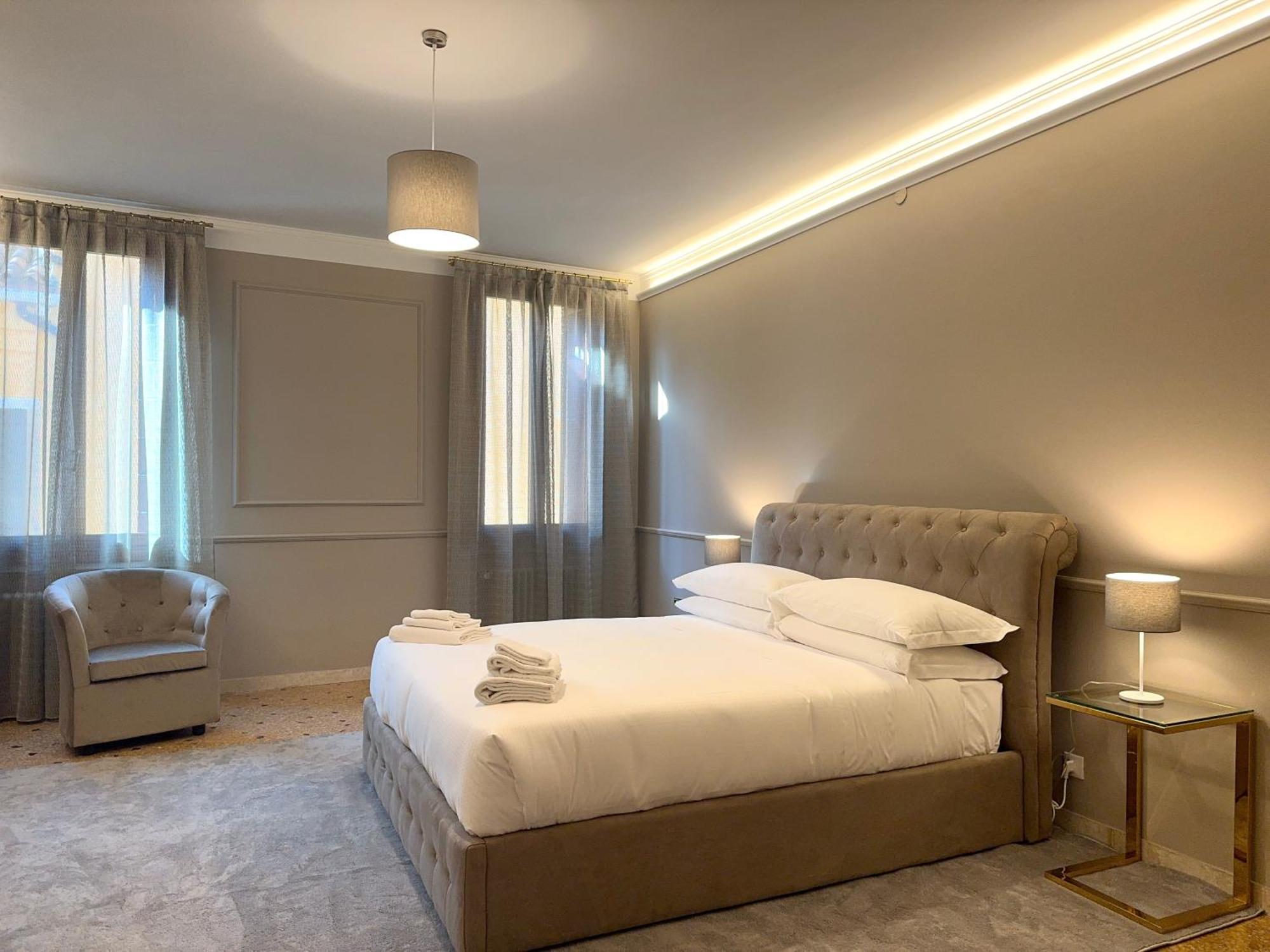 San Vio Palace Luxury Apartments Venedig Eksteriør billede
