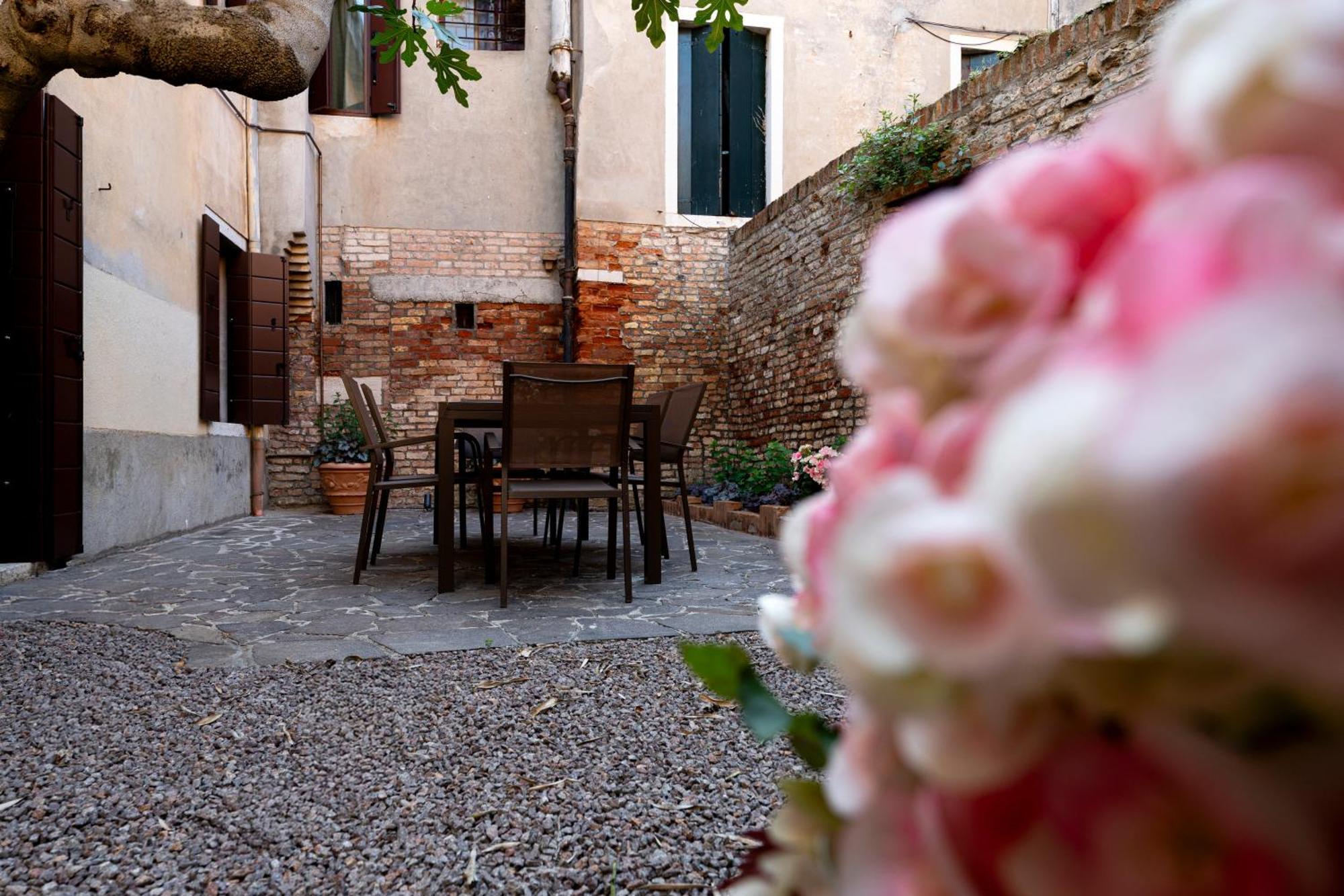 San Vio Palace Luxury Apartments Venedig Eksteriør billede
