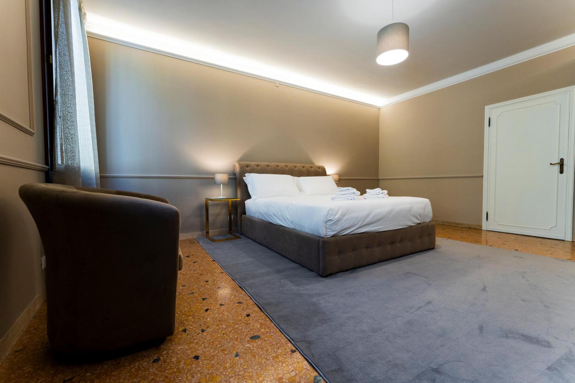 San Vio Palace Luxury Apartments Venedig Eksteriør billede