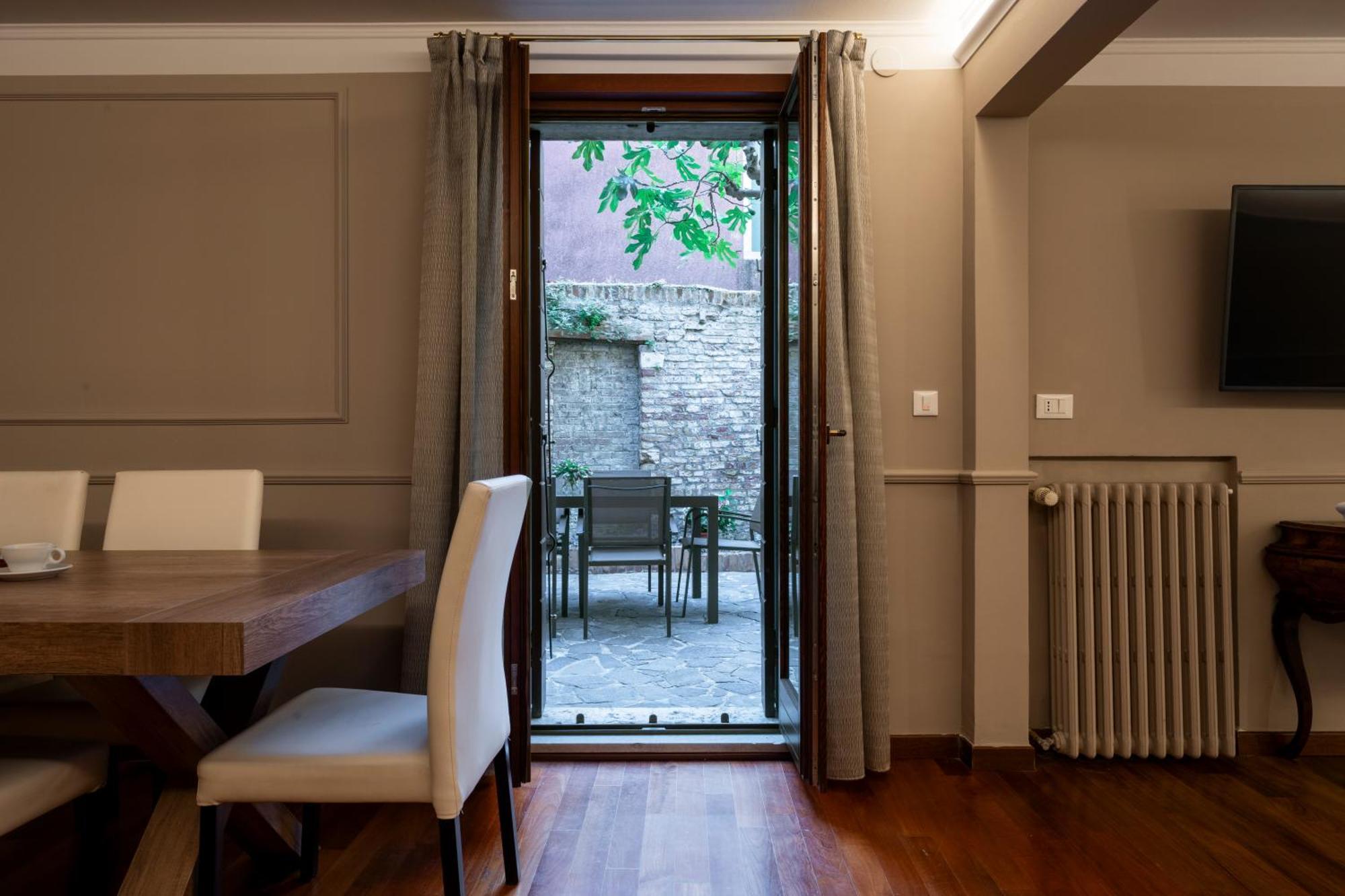 San Vio Palace Luxury Apartments Venedig Eksteriør billede